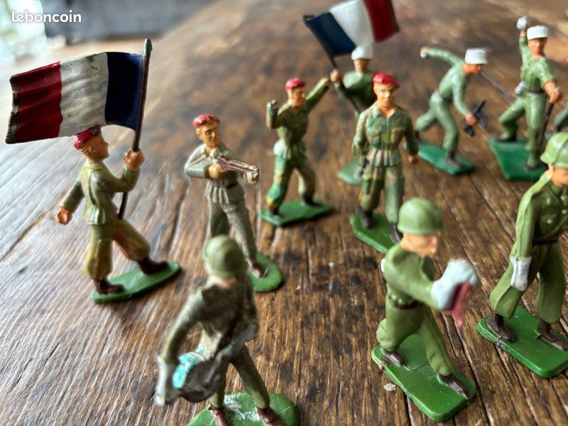 Lot De Soldats Indigènes Coloniaux Starlux – Plastique Peint, Occasion
