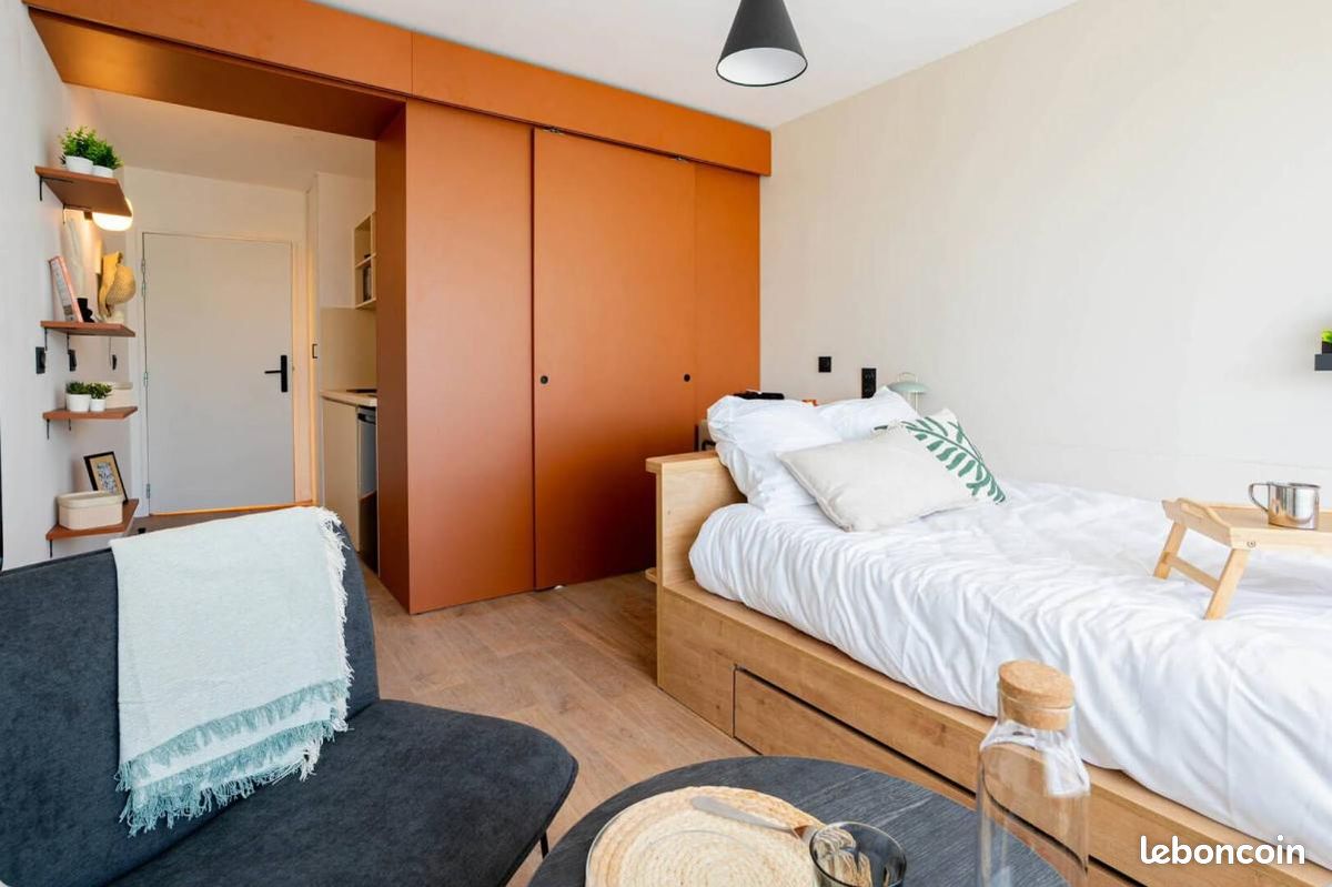 Appartement 1 pièce 15 m² · à Lille · 15 m² · 640 €/mois