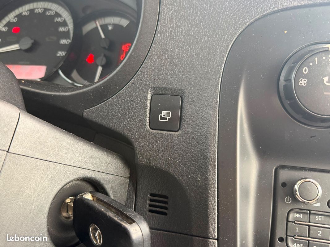 MERCEDES CITAN TOURER PROFESSIONNEL 109 CDI Long Select (image 28)