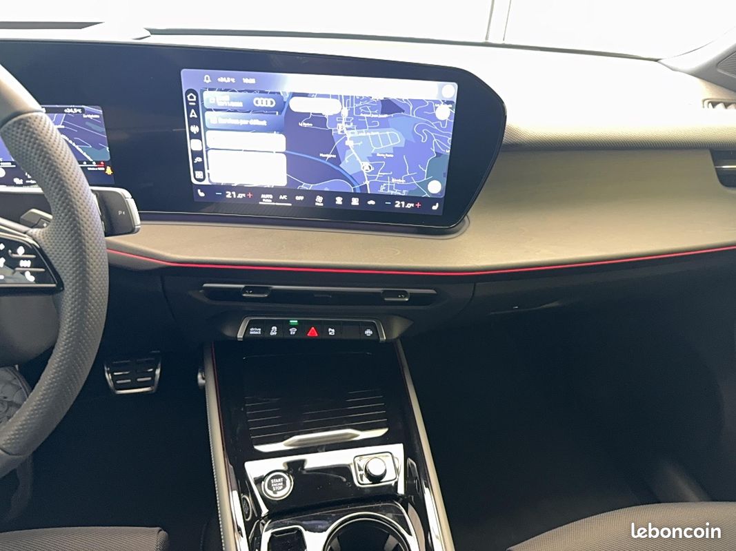 AUDI Q3 e-hybrid 272 ch S tronic 6 S line (image 17)