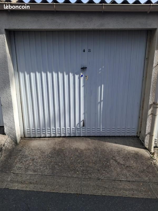 Parking 9 m² · à Palaiseau · 9 m² · 112 €/mois