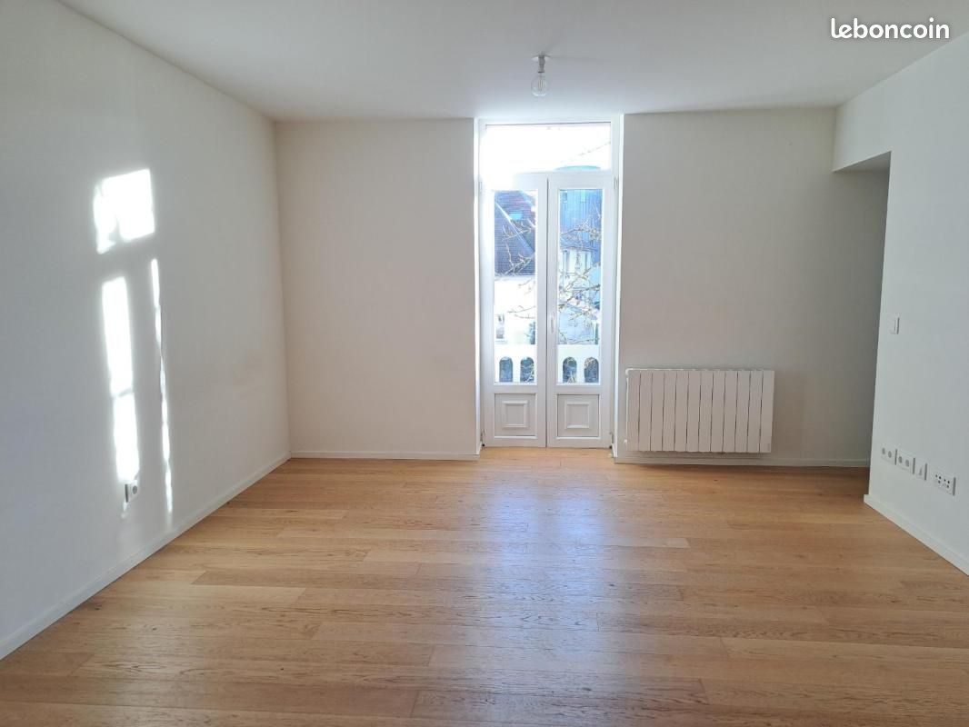 Appartement a louer pontarlier - 3 pièce(s) - 64 m2 - Surfyn