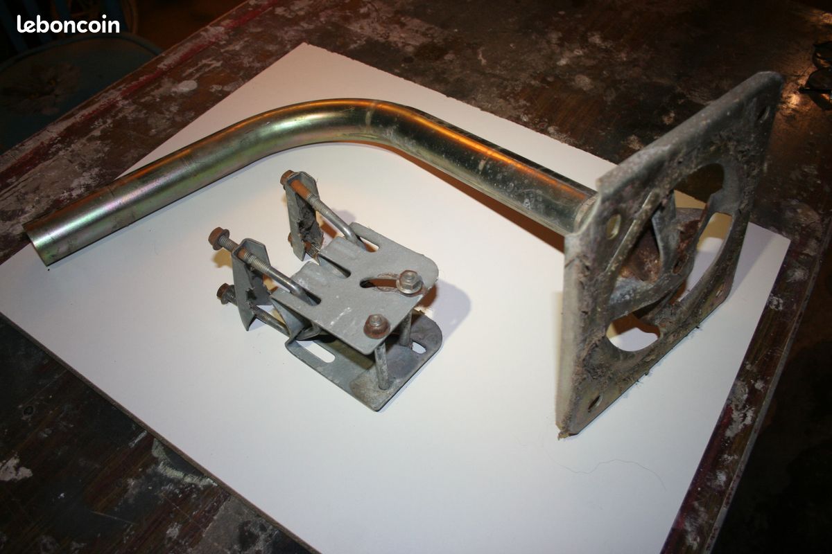 Support antenne extérieur (image 2)