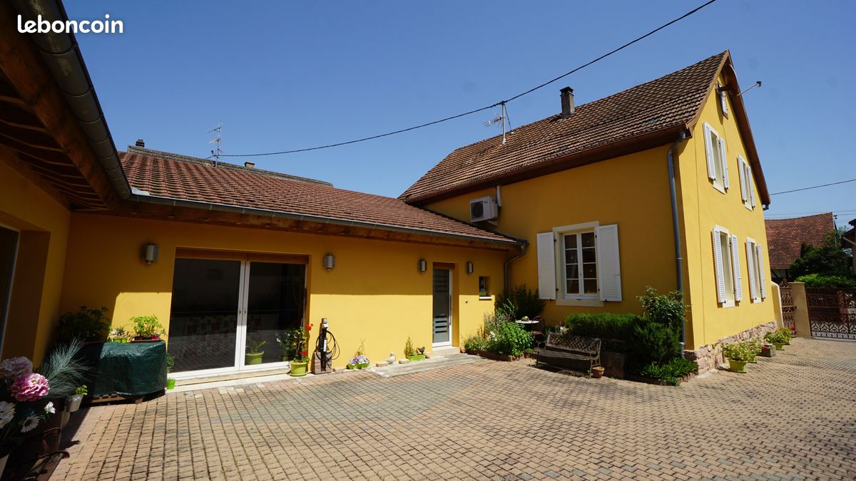 Maison 7 pièces 197 m² · à Rossfeld · 197 m² · 395 000 €