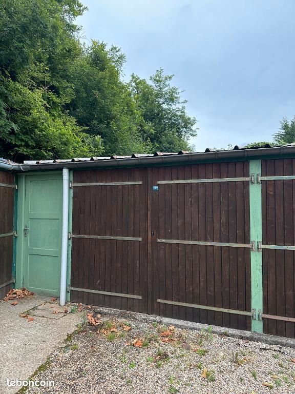 Un garage et une remise à Dieppe · 26 000 €
