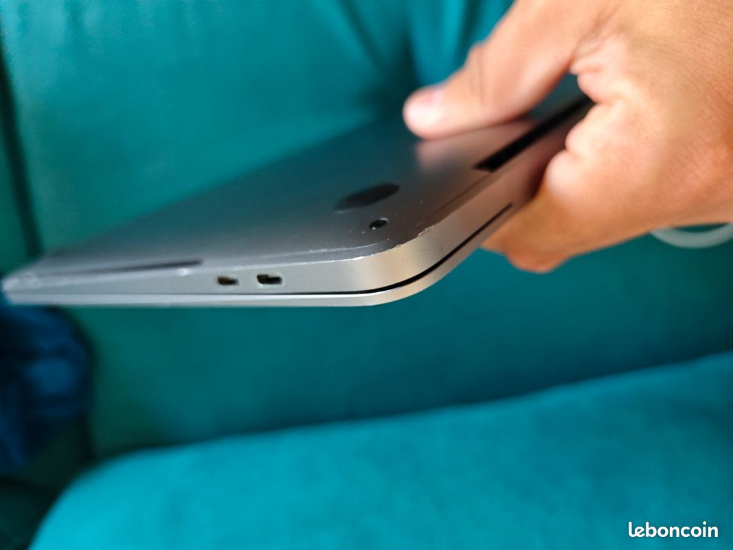 MacBook Pro 16” 2019 i7 16Go Ram 500Go SSD (image 2)