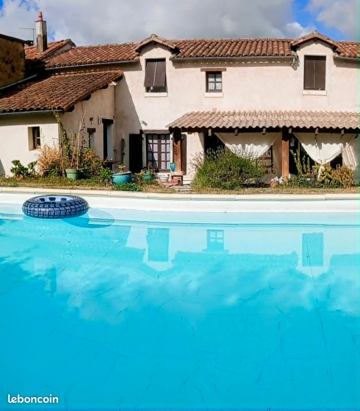 Maison 5 pièces 128 m² · à Beugnon-Thireuil · 128 m² · 199 000 €