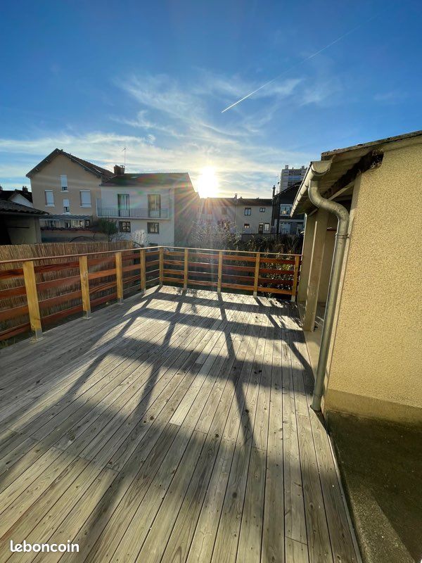 T2 refait à neuf avec terrasse - Limoges 87000 (image principale 2)