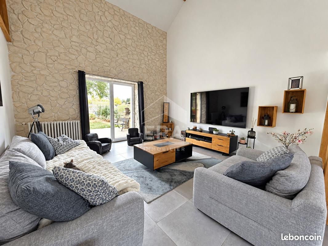 Maison 6 pièces 172 m² · à Aubepierre-Ozouer-le-Repos · 172 m² · 367 500 €