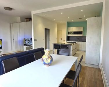 Appartement 270 000 € - 68 m²