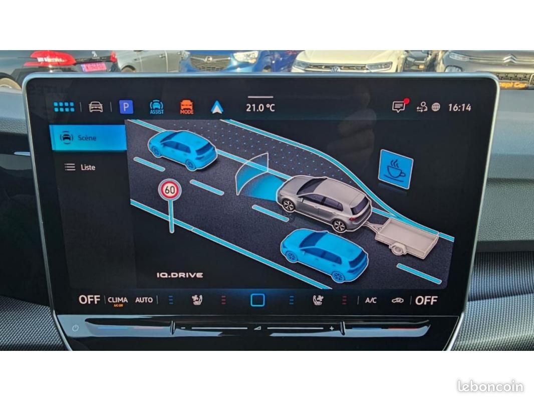 Volkswagen Golf R-Line 2.0 TDI 150cv DSG7+DCC+Toit pano+Matrix LED Black+JA18 YORK+Pack TECHNO+CU... (image 30)