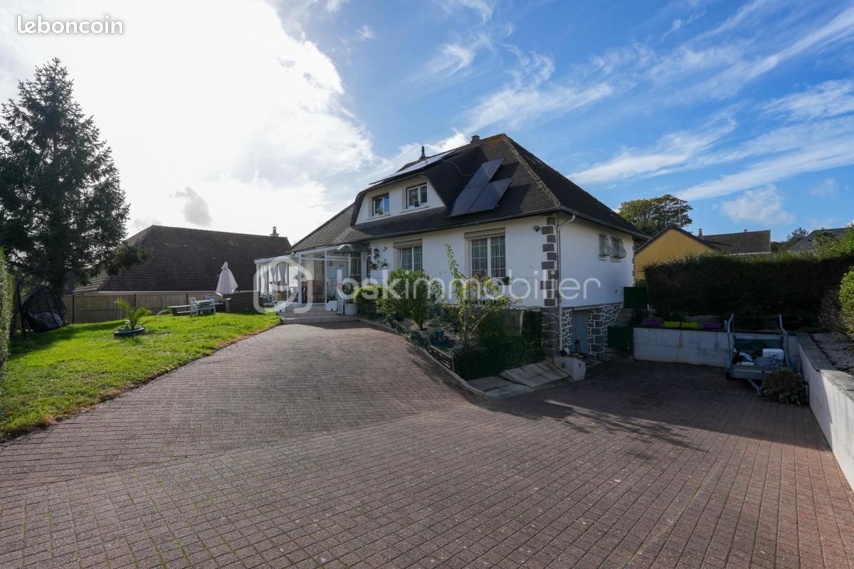 Maison 5 pièces 133 m² · à Cherbourg-en-Cotentin · 133 m² · 315 900 €