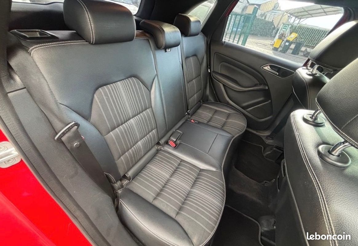 Mercedes Benz CLASSE B B180 CDI 110 cv FINITION FASCINATION - GARANTIE 12 MOIS (image 17)