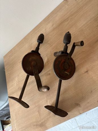 Ancienne Chignole à Main En Bois – Perceuse Vintage Années 1950-60, Avec Mèche