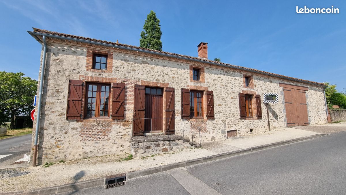Maison 6 pièces 150 m² · à Le Dorat · 150 m² · 93 280 €