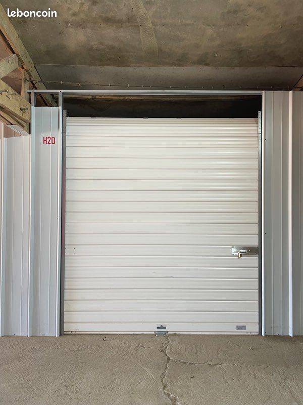 Local commercial 1 pièce 3 m² · à Lasbordes · 3 m² · 50 €