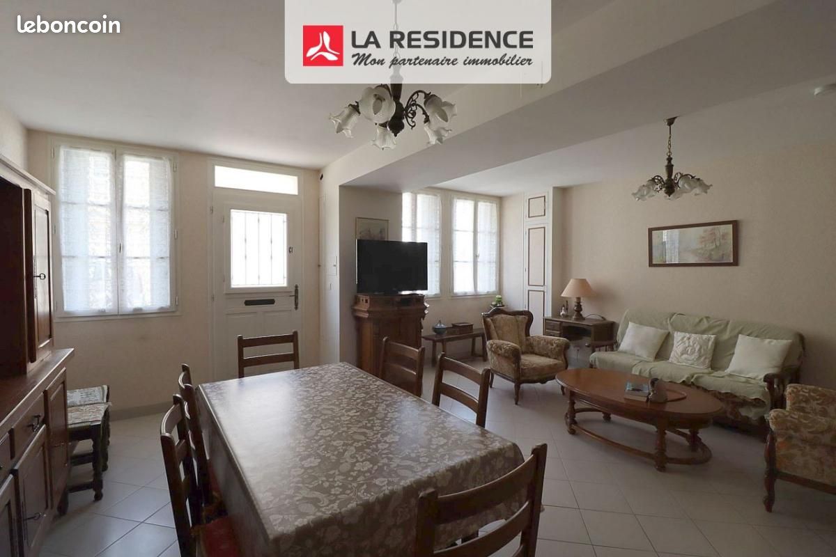 Maison 10 pièces 142 m² · à Magny-en-Vexin · 142 m² · 260 000 €