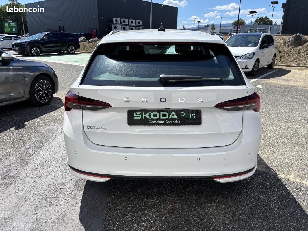 Skoda Octavia COMBI 2.0 TDI 150 ch SCR DSG7 Selection (image 4)