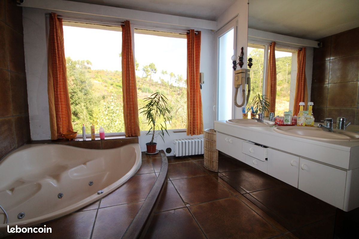 Maison 7 pièces 200 m² (image 8)