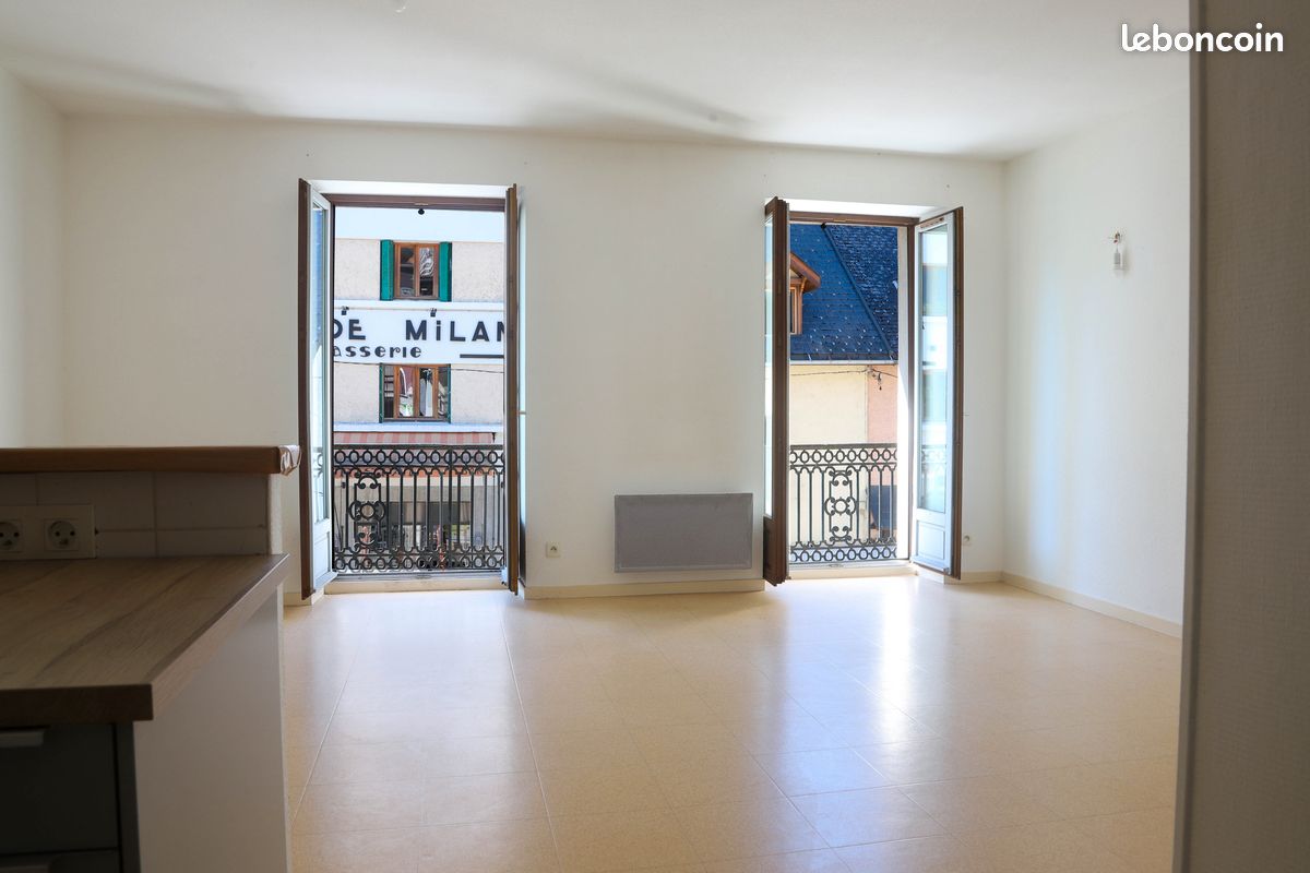 Appartement 3 pièces 63 m² · à Le Bourg-d'Oisans · 63 m² · 162 000 €
