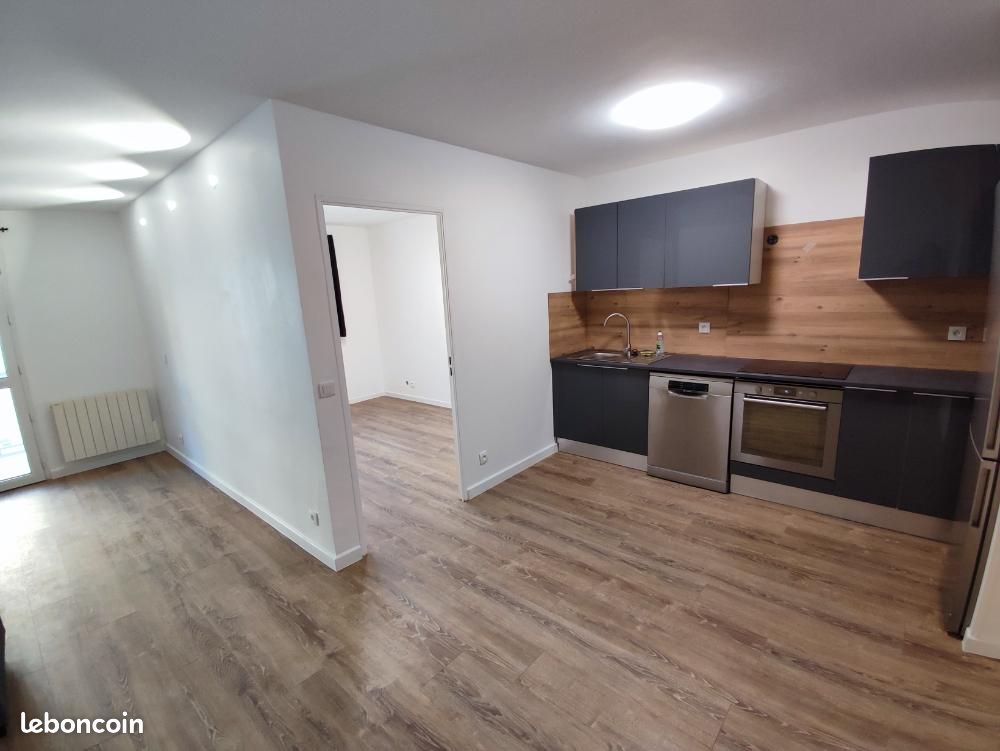 Appartement 2 pièces 43 m² · à Divonne-les-Bains · 43 m² · 1 590 €