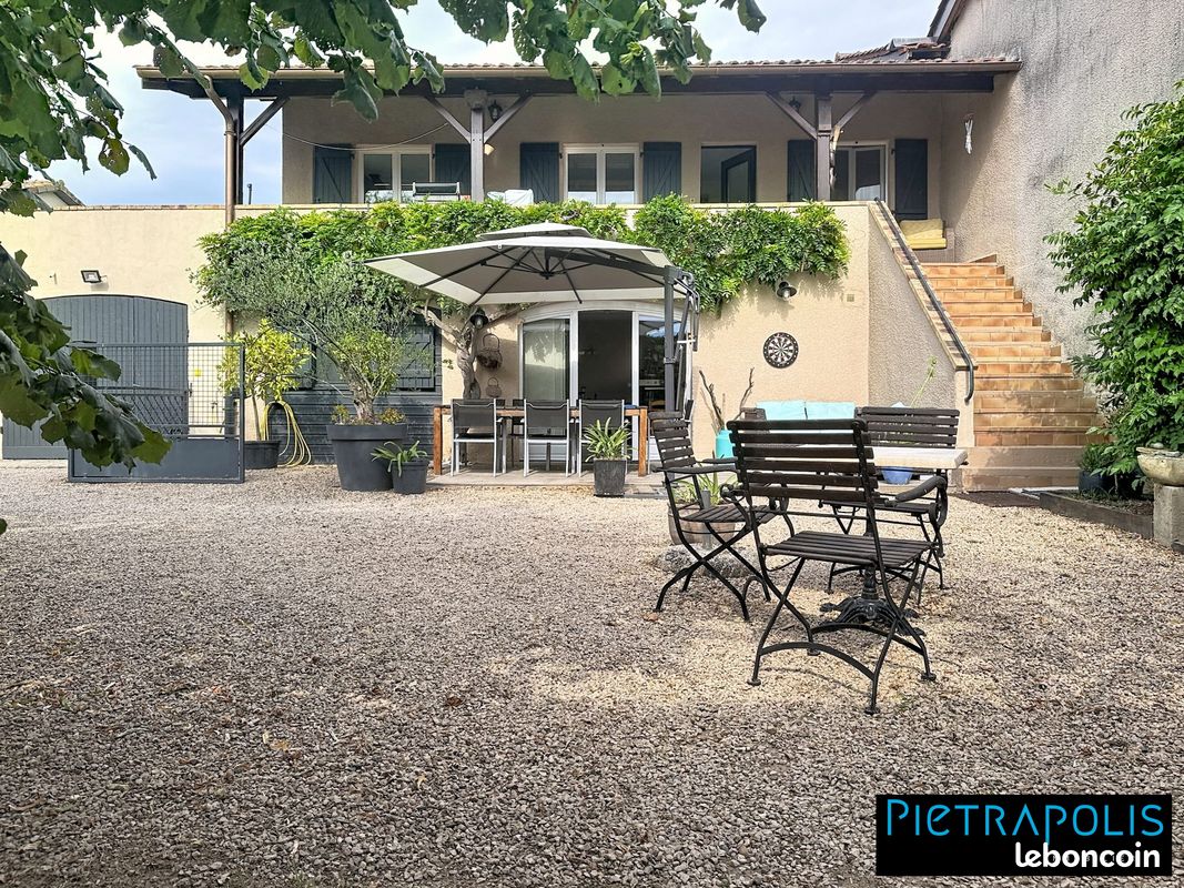 Maison 7 pièces 178 m² · à Arnas · 178 m² · 380 000 €