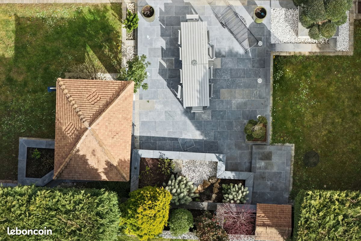 Maison 8 pièces 210 m² · au Val-Saint-Germain · 210 m² · 655 000 €