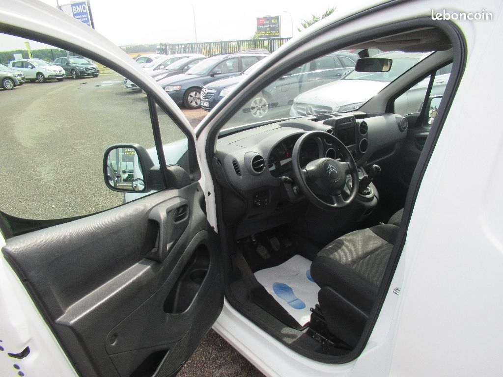 Citroën Berlingo CABINE 1.6HDI 100ch CONFORT (image 5)