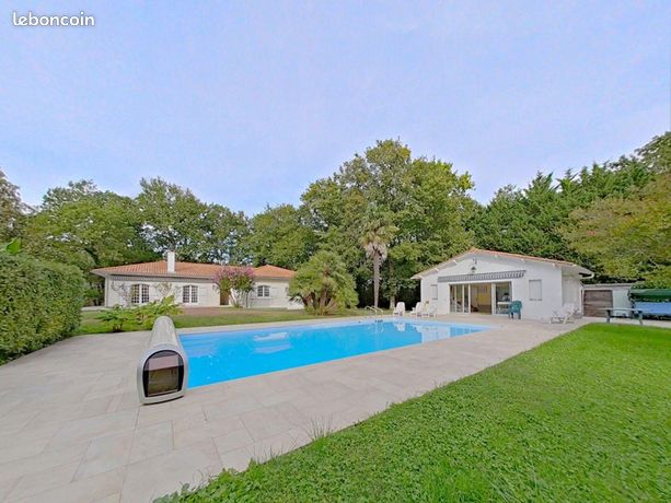 Maison 6 pièces 203 m²