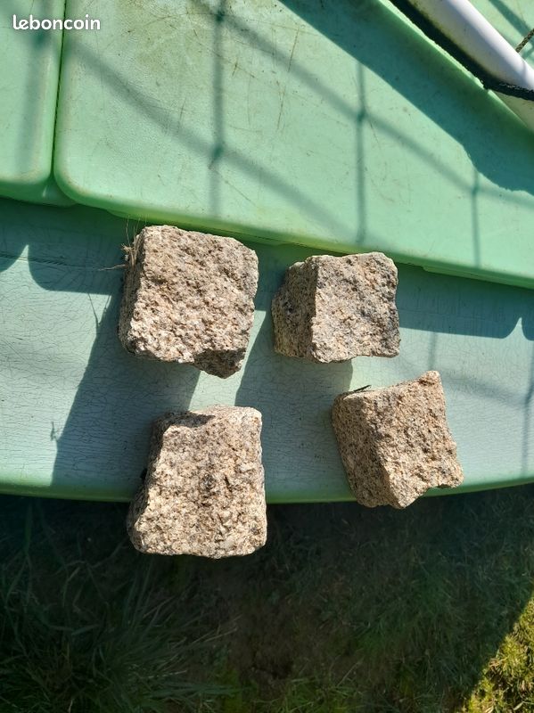 Lot pavés granit (image 2)