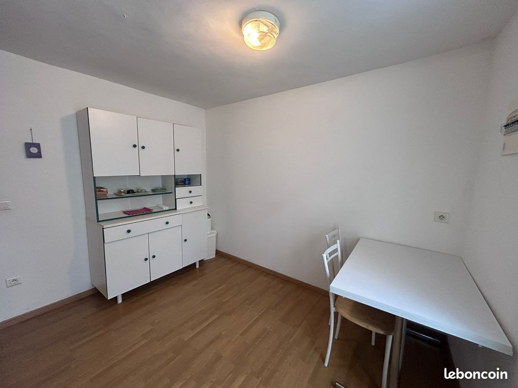 Appartement 1 pièce 23 m² · à Souillac · 23 m² · 330 €/mois