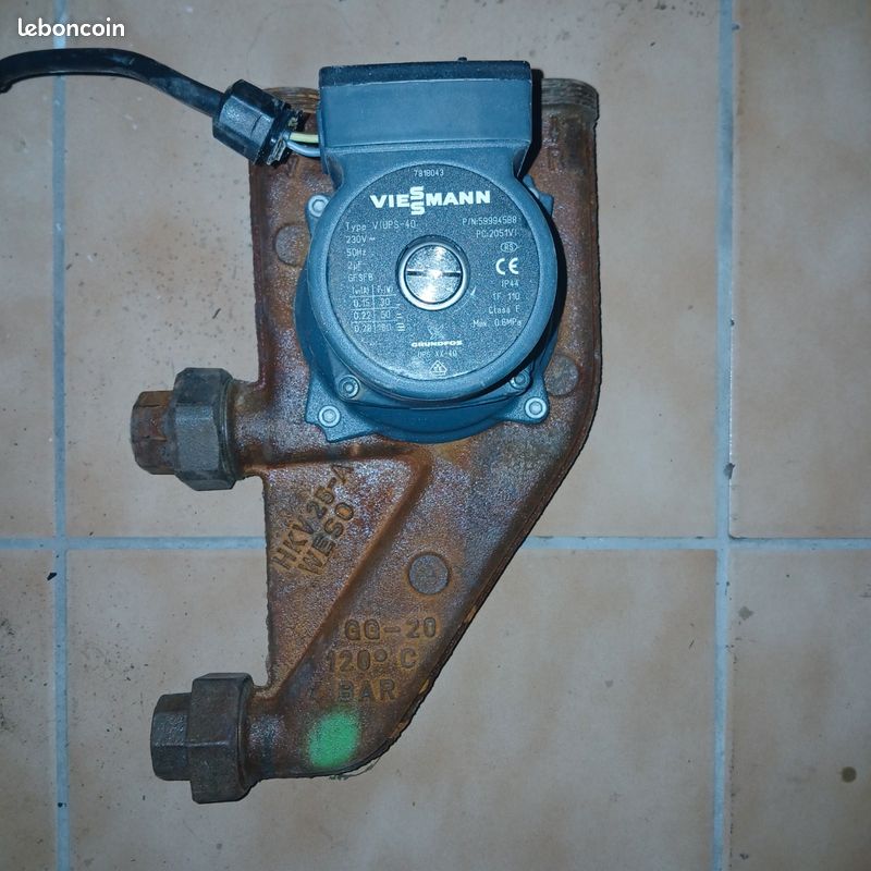 Pompe circulation Viessmann (image 1)