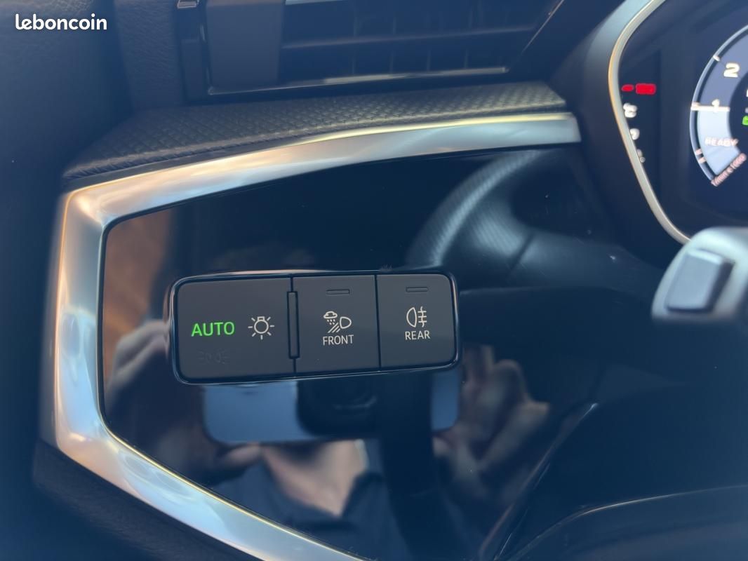 Audi Q3 S line 35 TFSI 150CH (image 26)