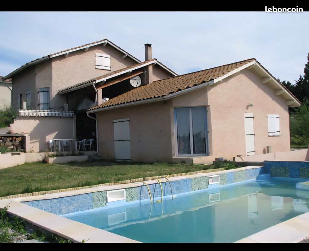 Maison 6 pièces 138 m² · à Saint-Just-Chaleyssin · 138 m² · 381 600 €