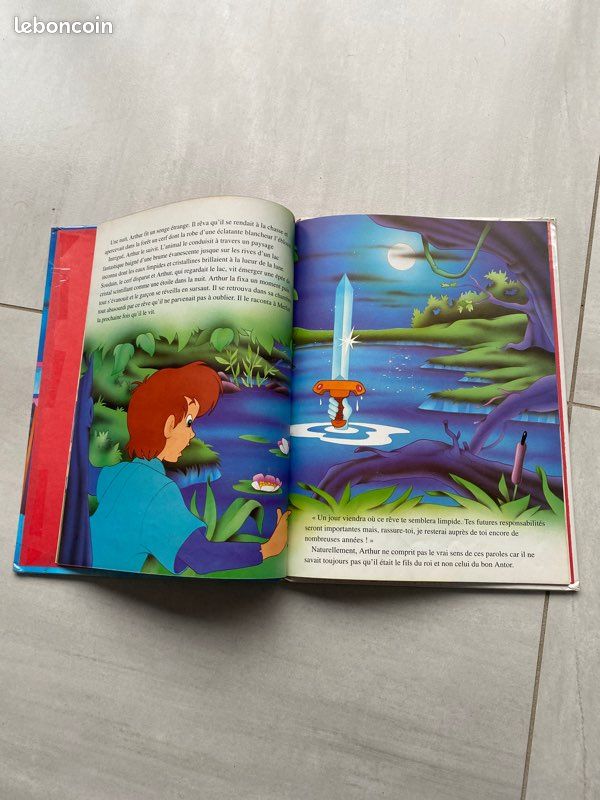 Livre le roi Arthur et l’épée Excalibur (image 4)