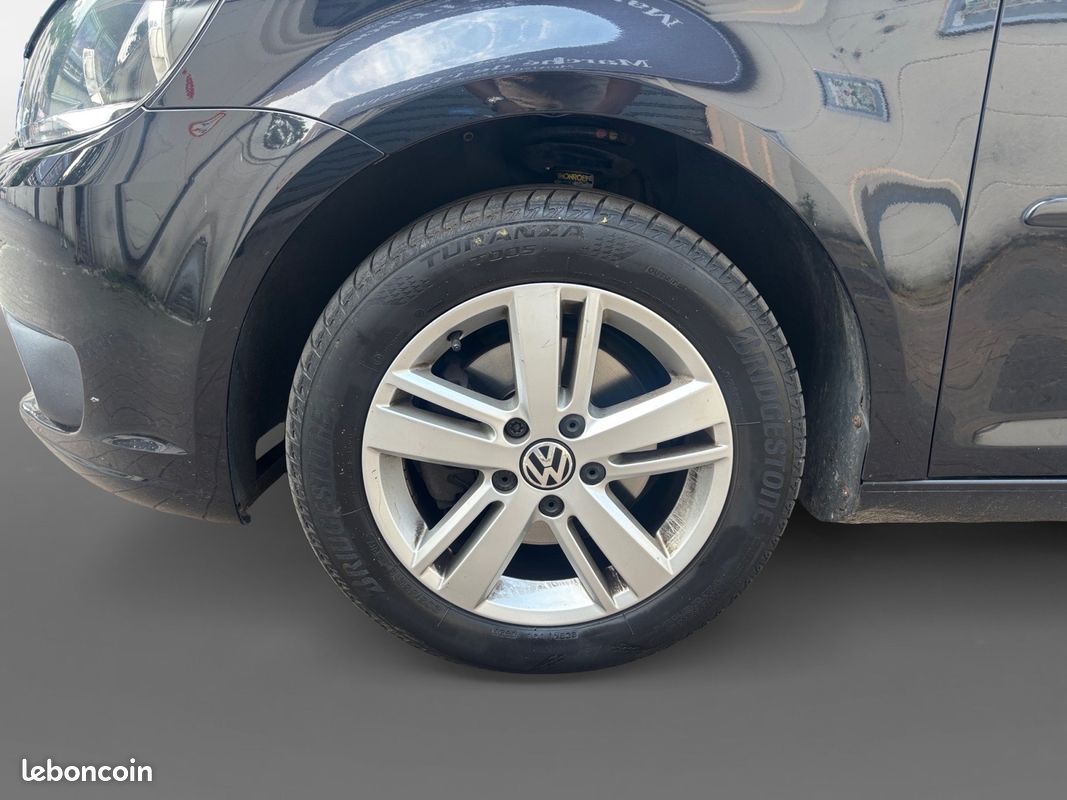 VOLKSWAGEN TOURAN 1.6 TDI 105 FAP Confortline DSG7 - ENTRETIEN FULL VOLKSWAGEN (image 15)