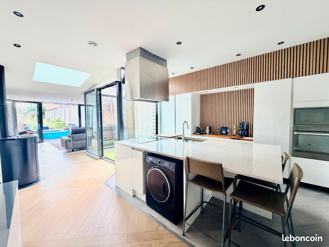 Maison 8 pièces 170 m² · à Marquette-lez-Lille · 170 m² · 329 000 €