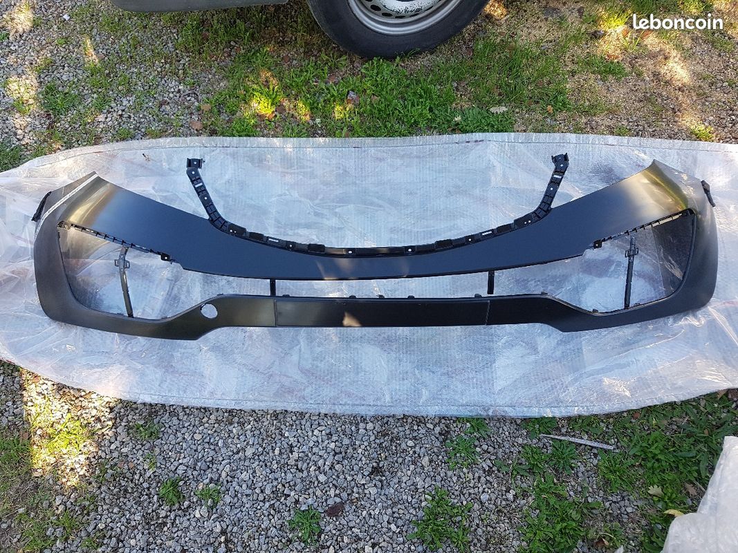 Pare choc avant KIA Sportage Neuf (image 1)