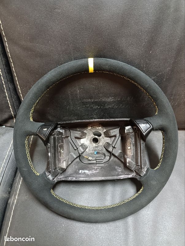 Volant Porsche 964 (image 1)