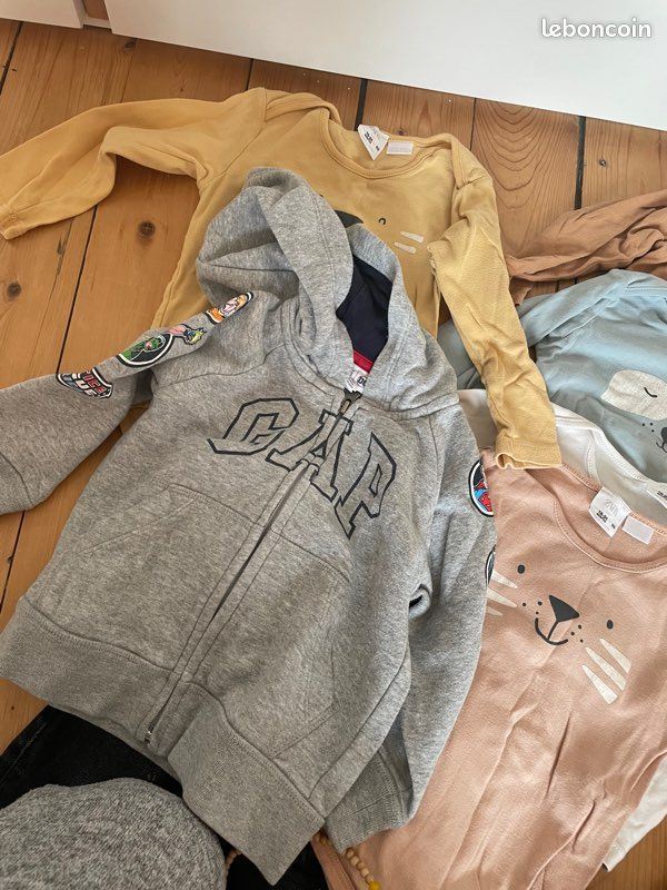 Lot vêtements garçon 18/24 mois (image 8)