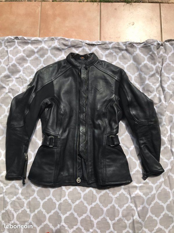 Moto femme veste longue en cuir noir état neuf Hein gericke