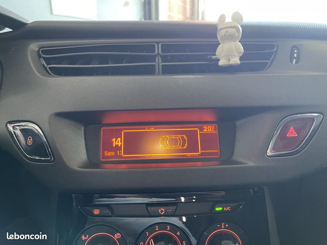 Citroën C3 1.4 HDi 70 CONFORT (image 16)