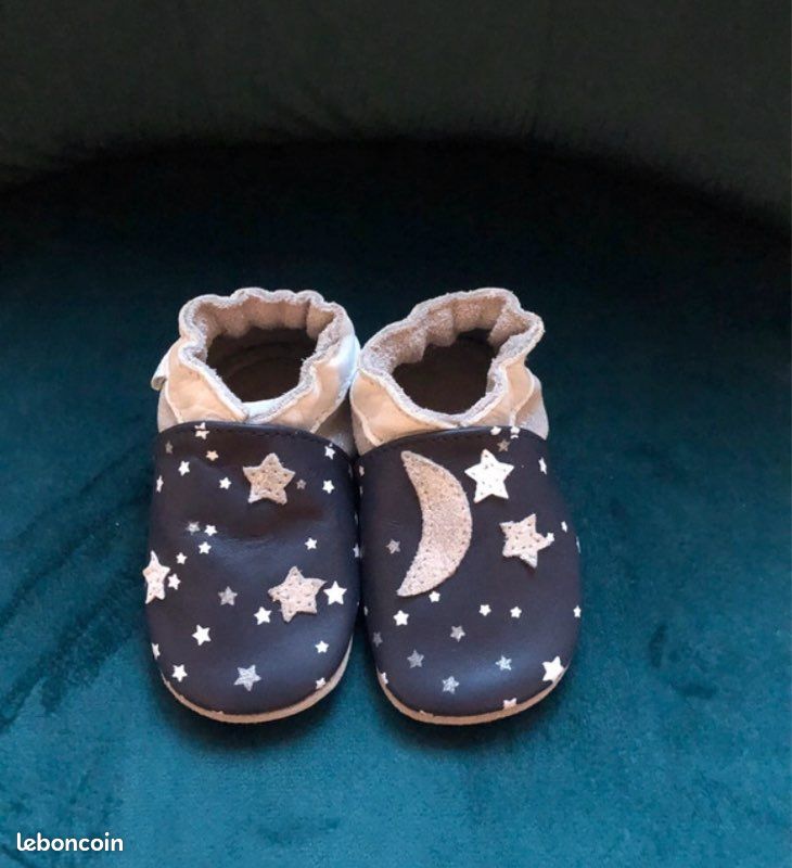 Chaussons Souples Robeez Pour Bébé Fille - Modèle « Moon Birds » - Cuir - Semelle Flexible