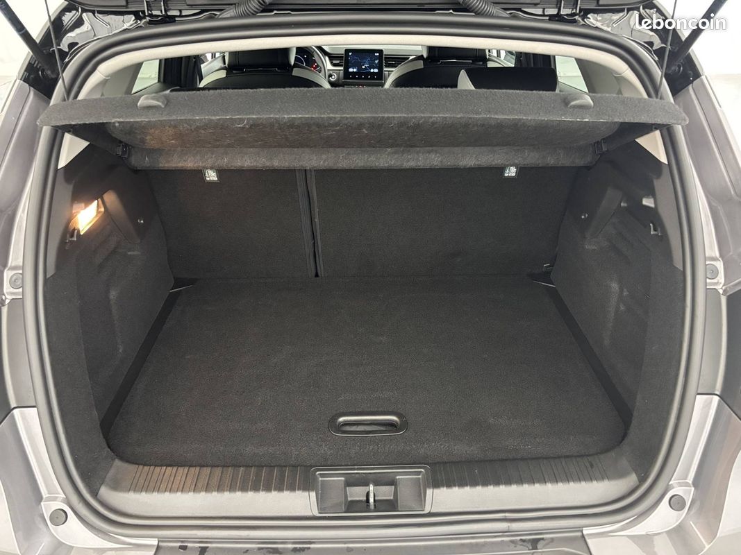 RENAULT Captur E-Tech full hybrid 145 Techno (image 18)
