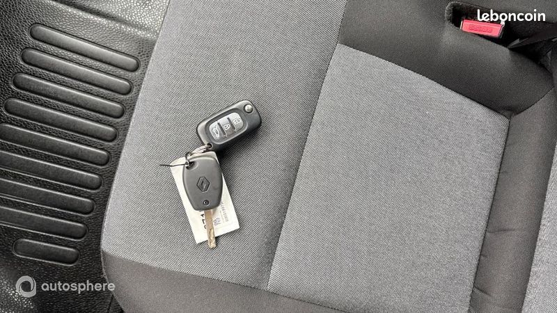 Renault Master Véhicule utilitaire ou Société F3500 L3H3 2.3 Blue dCi 135ch Confort Euro6E (image 11)