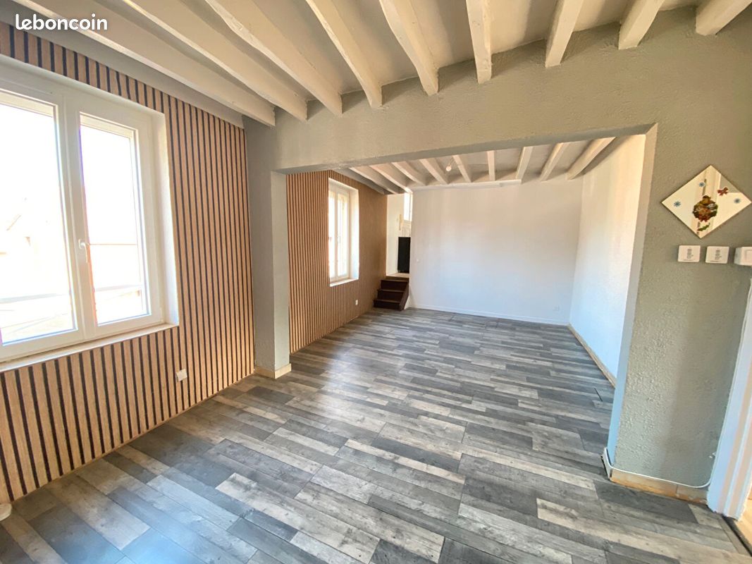 Appartement 4 pièces 85 m² · à La Bonneville-sur-Iton · 85 m² · 598 €
