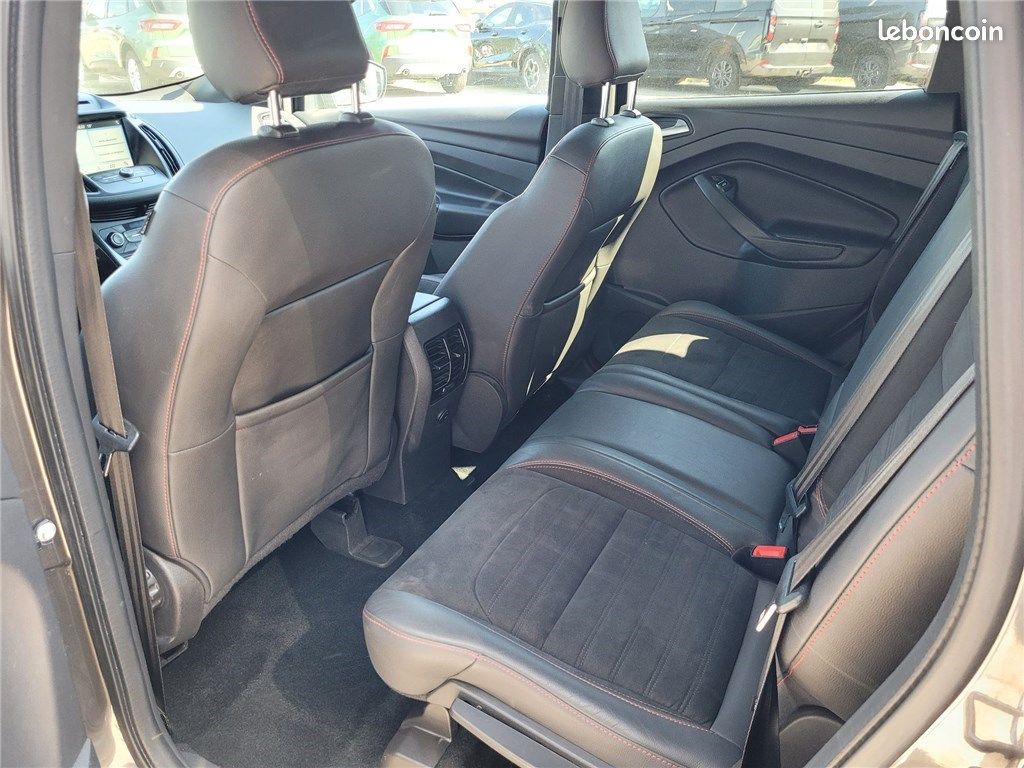 Ford Kuga II 2.0 TDCI 150 S&S 4X2 BVM6 ST-Line (image 4)