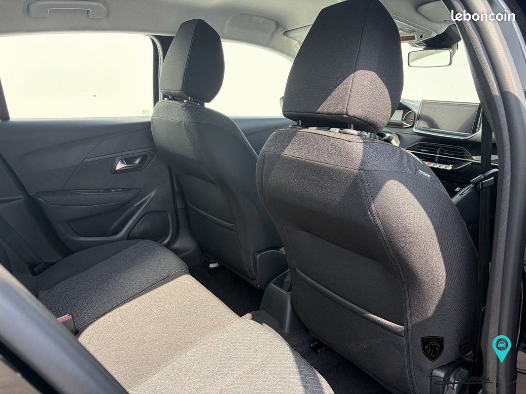 Peugeot 208 (2) Turbo 100 ch Style (image 23)