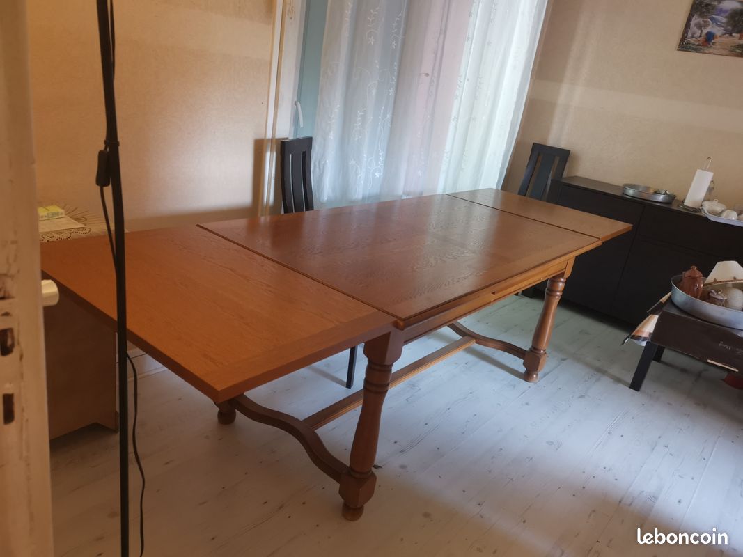 Table salle à manger (image 5)
