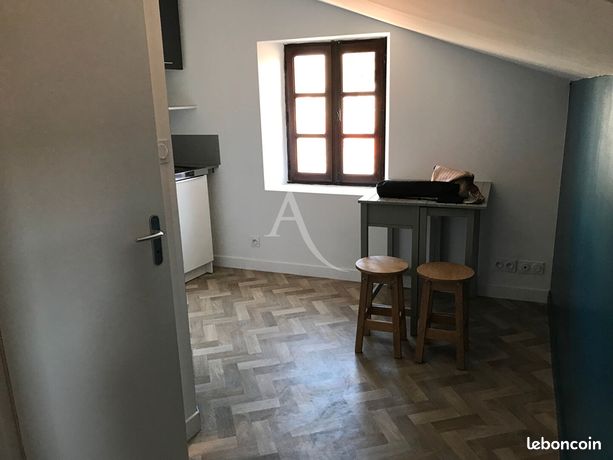 Studio 1 pièce 17 m²